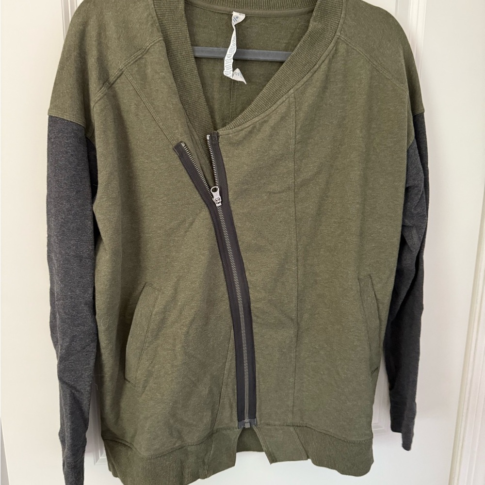 Lululemon Olive and Gray Asymmetrical Zip Jacket. Size 8